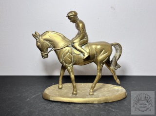 Figurka mosiądz- dżokej (jockey), jeździec na koniu