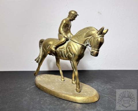 Figurka mosiądz- dżokej (jockey), jeździec na koniu