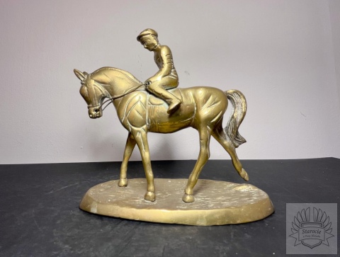 Figurka mosiądz- dżokej (jockey), jeździec na koniu