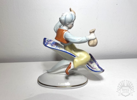 Figurka porcelanowa "Alladyn"- Hollohaza Węgry! forma: 8050