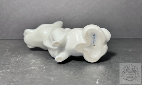Figurka porcelanowa pies Sznaucer - KPM Berlin.