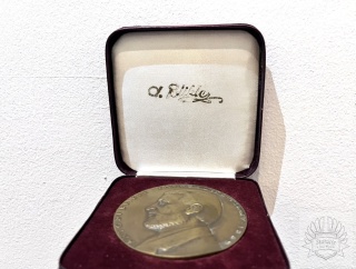 Medal kolekcjonerski "105 lat istnienia firmy Blikle" brąz