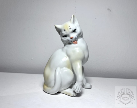 Figurka porcelanowa Kot biały - Karl Ens, XX w.