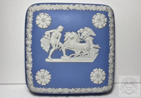 Puzderko szkatułka Wedgwood Blue Jasperware