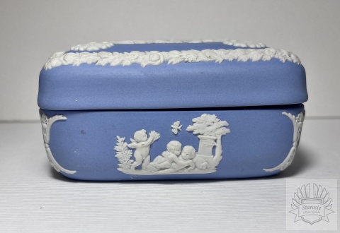 Puzderko szkatułka Wedgwood Blue Jasperware