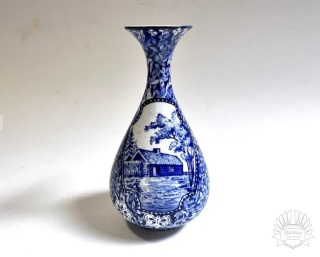 Wazonik porcelanowy Rorstrand- Szwecja początek XX w.
