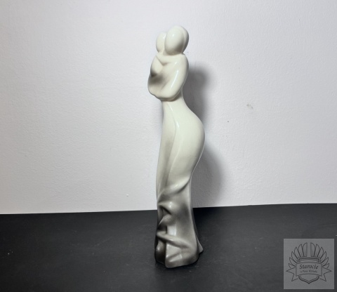 Figurka "Macierzyństwo" Stipo Dorohoi Rumunia